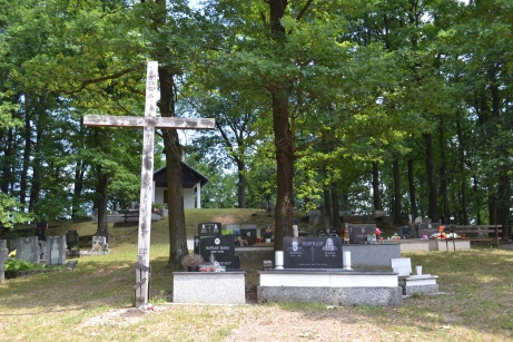 Katoličko groblje u Debeljacima